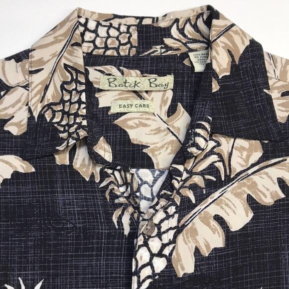 BATICK BAY Mens Small Black Tan Hawaiian Shirt - Picture 2 of 2